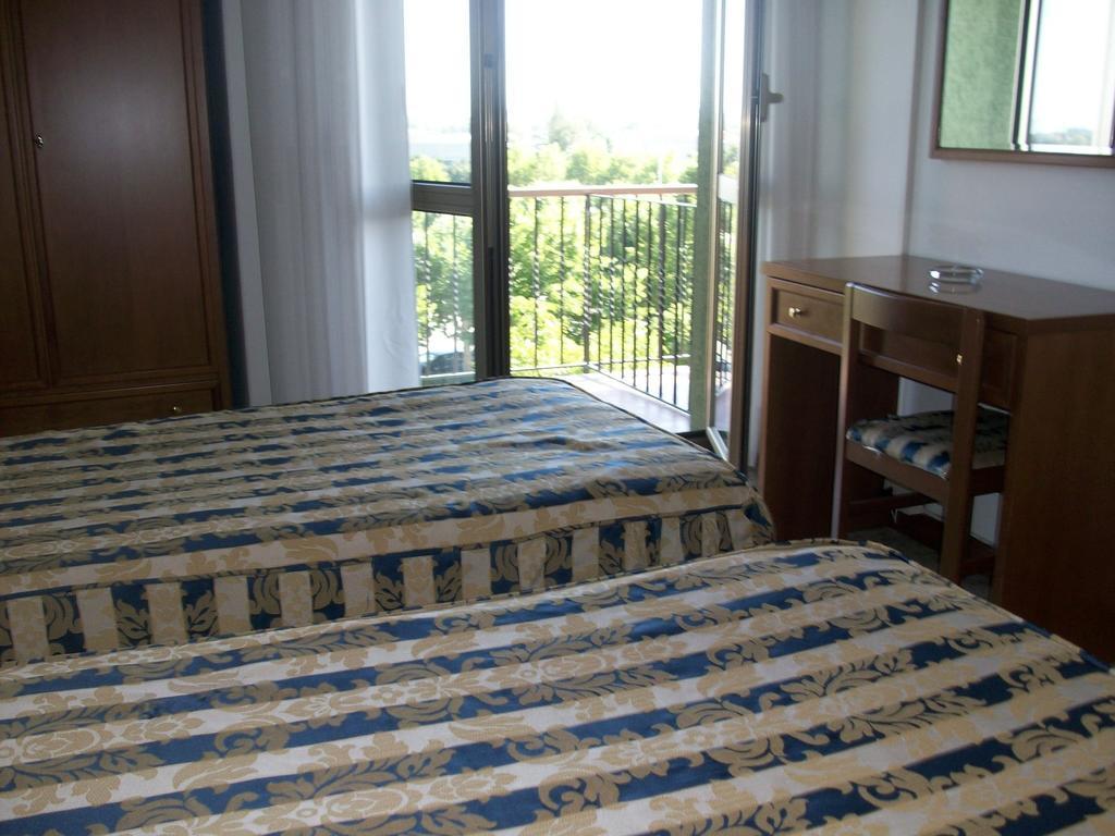 Hotel Santorotto Di Fabio Terrosi Sinalunga Værelse billede