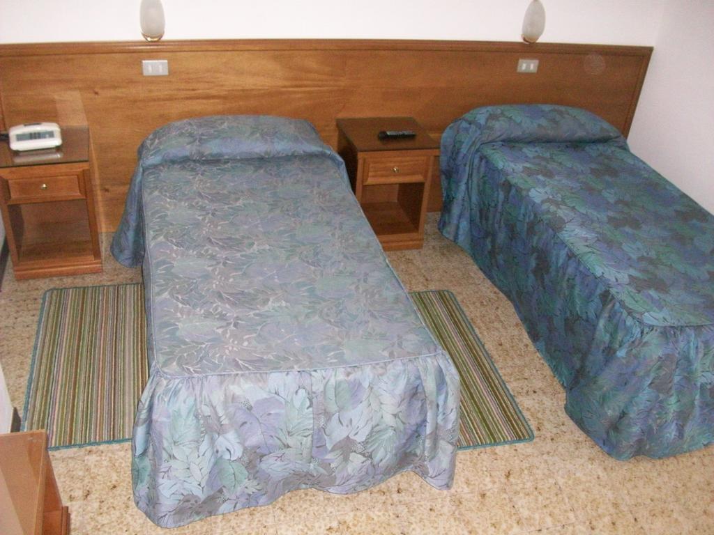 Hotel Santorotto Di Fabio Terrosi Sinalunga Værelse billede